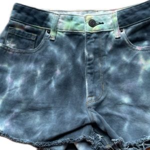 PACSUN Jean shorts tie dye size 24